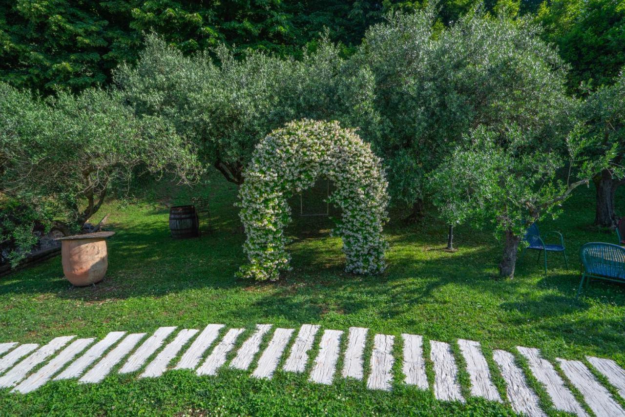 La Sosta In Toscana Camaiore Bagian luar foto